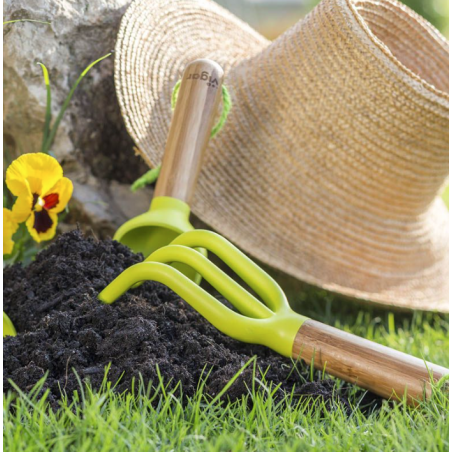 CULTIVATEUR DE JARDIN "GARDEN" VIGAR 8677